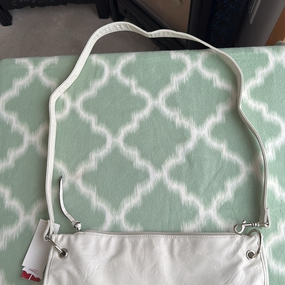 NWT Rosetti cream color handbag convertible strap to crossbody - Picture 12 of 12